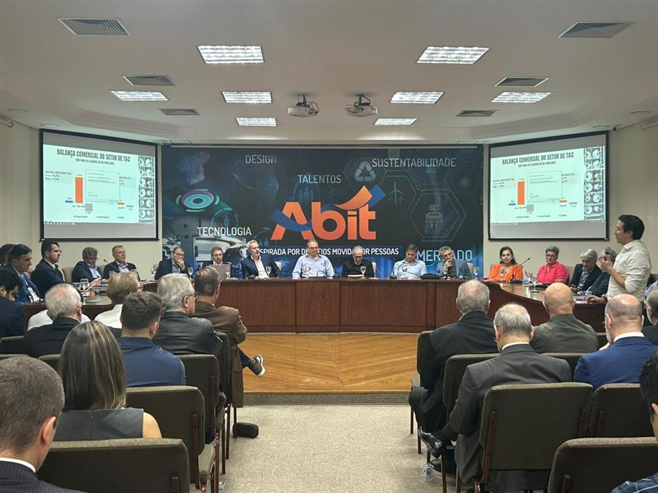 Medalha do Mérito Abit