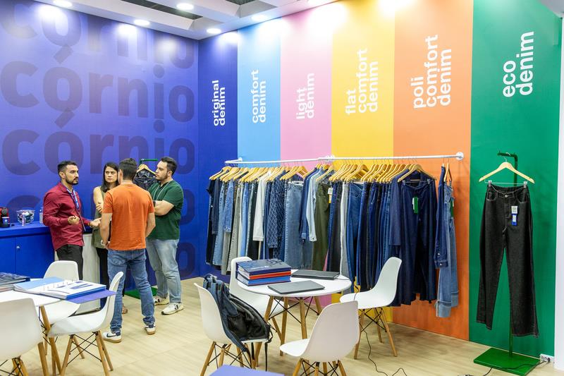 Capric&oacute;rnio T&ecirc;xtil